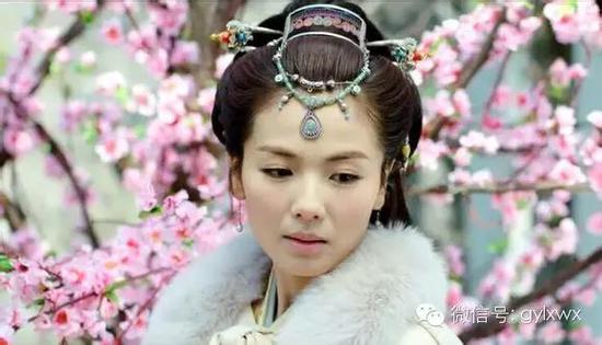 明星旅行糗事一籮筐 總有一個(gè)萌到你!