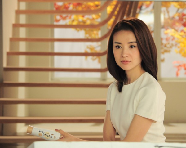 董潔最新寫真大片文藝范十足 仿佛再見當年冷清秋