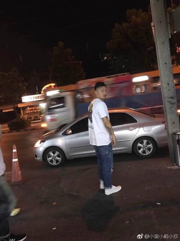 曝余文樂與神秘女子現身泰國紅燈區 曝余文樂與神秘女子現身泰國紅燈區