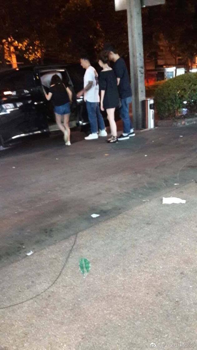 曝余文樂與神秘女子現身泰國紅燈區 曝余文樂與神秘女子現身泰國紅燈區