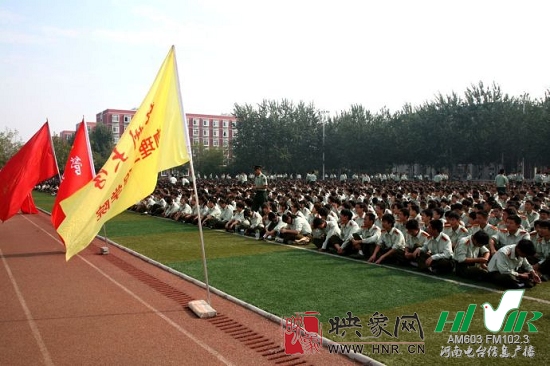 鄭大新生感受社會關愛 鄭大新生感受社會關愛