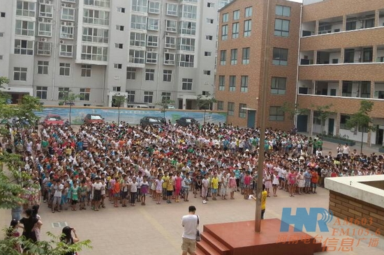 “中原夢 名醫行”第一站:鄭州柳林第四小學 “中原夢 名醫行”第一站:鄭州柳林第四小學