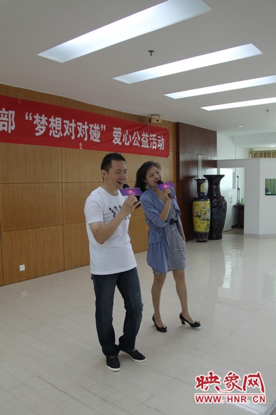 魅力881新聞先生與新聞小姐現場演唱 魅力881新聞先生與新聞小姐現場演唱