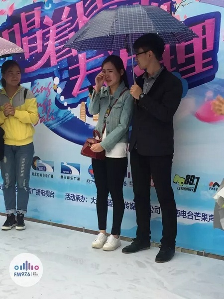 夢夢感動落淚 夢夢感動落淚