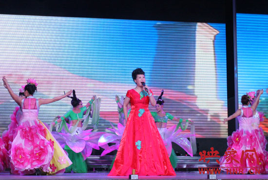 歌曲《江山》 演唱者:柏青 歌曲《江山》 演唱者:柏青