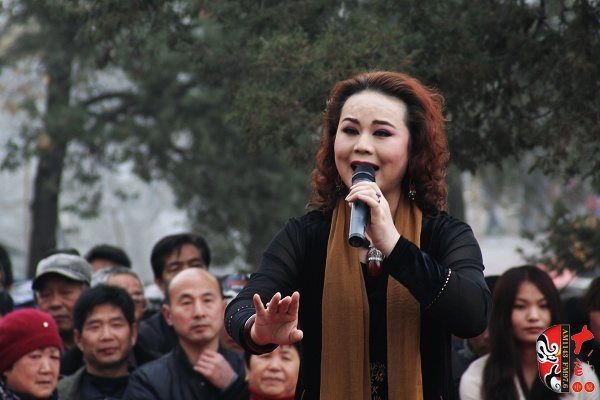 民間藝術家邊玉潔演唱豫劇《穆桂英掛帥》選段“未開言來心如焚” 民間藝術家邊玉潔演唱豫劇《穆桂英掛帥》選段“未開言來心如焚”