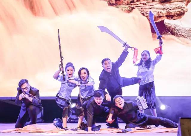 作為本場晚會的最后一個節目，《黃河大合唱》刷新你完全不一樣的體驗。