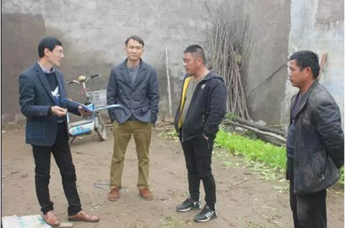 為盡快進行資助 河南體彩及時家訪 為盡快進行資助 河南體彩及時家訪