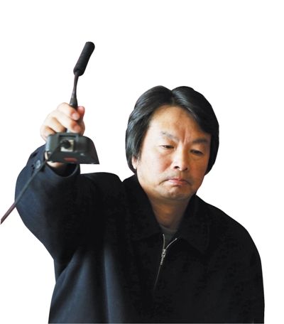 劉震云與馮小剛一起亮相了上周的發(fā)布會(huì)。 劉震云與馮小剛一起亮相了上周的發(fā)布會(huì)。