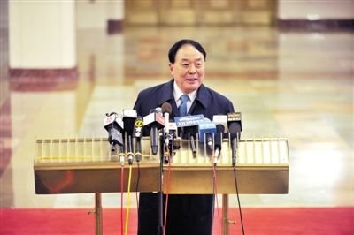 民航局長回應機場建設熱:虧20億可帶動2萬億 民航局長回應機場建設熱:虧20億可帶動2萬億