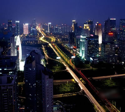 1、房屋一套(80平方),以均價22300元計,22300×80=1784000.(這是朋友剛在筆架山買的城市主場的價格) 1、房屋一套(80平方),以均價22300元計,22300×80=1784000.(這是朋友剛在筆架山買的城市主場的價格)