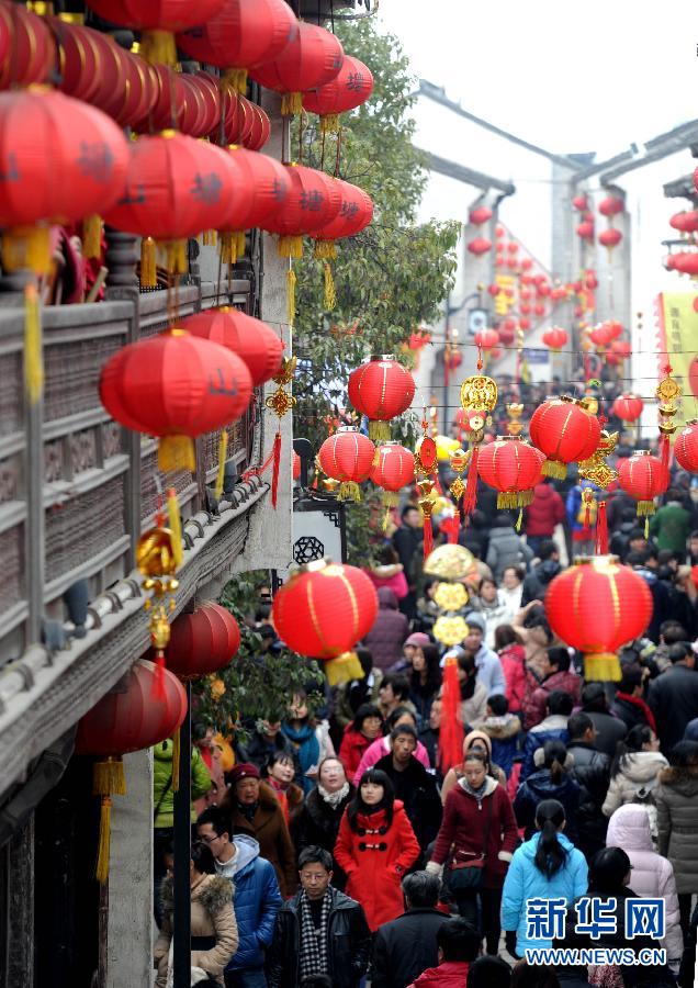 春節黃金周全國共接待游客2.03億人次同比漲15.1% 春節黃金周全國共接待游客2.03億人次同比漲15.1%