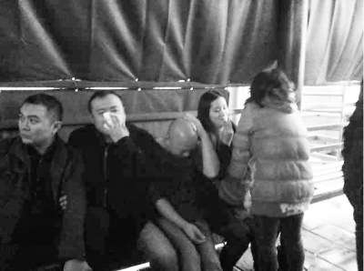 圖為打斗中受傷的武漢游客。