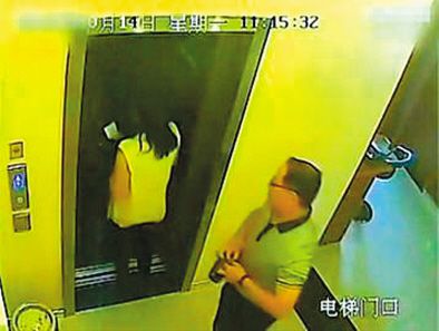 去年12月8日，“張軍嫖娼門”視頻和網(wǎng)帖在網(wǎng)上流傳。