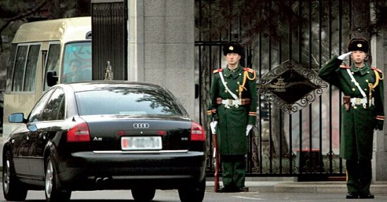 公車改革的經濟賬 編輯制圖:《中國經濟周刊》采制中心 公車改革的經濟賬 編輯制圖:《中國經濟周刊》采制中心