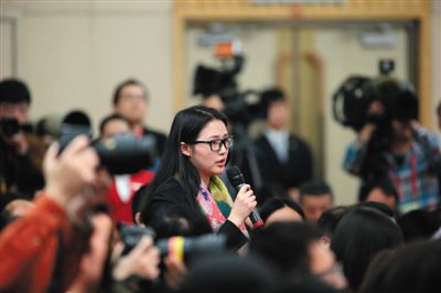 中加最長10年簽證實行免面談免留指紋 中加最長10年簽證實行免面談免留指紋