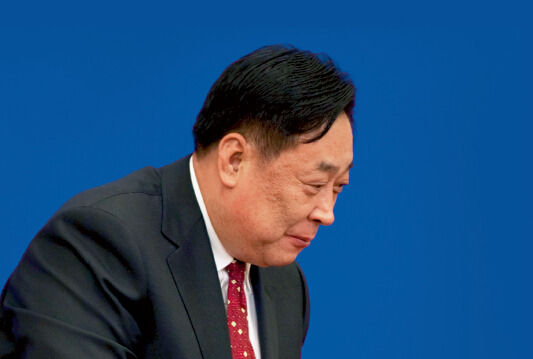 張力軍從環保部副部長任上退休兩年多后,被中紀委宣布接受組織調查。資料圖 張力軍從環保部副部長任上退休兩年多后,被中紀委宣布接受組織調查。資料圖