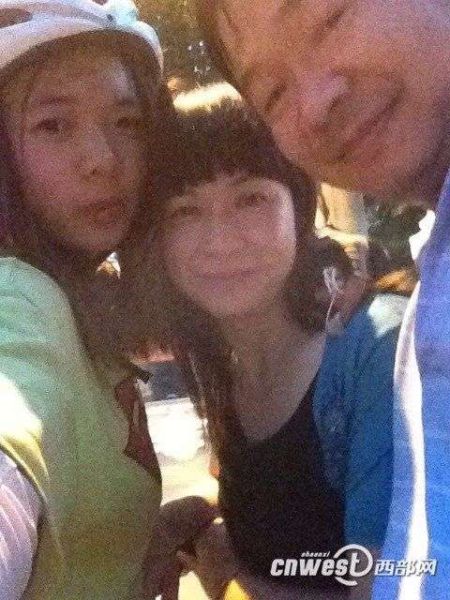 7月13日,廖靖文終于回到宜春家中,與父母團聚。(圖片來源:西部網)