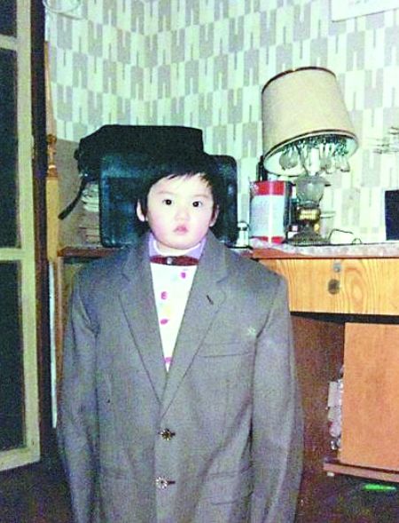 穿了老爸的西裝 穿了老爸的西裝