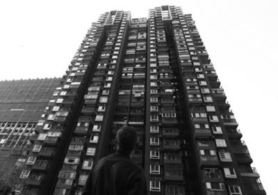 合肥一高考考生查到分?jǐn)?shù)數(shù)小時后從27樓墜下 合肥一高考考生查到分?jǐn)?shù)數(shù)小時后從27樓墜下