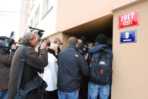 捷克總統(tǒng)直選末輪投票澤曼稱如當(dāng)選不會見達賴 捷克總統(tǒng)直選末輪投票澤曼稱如當(dāng)選不會見達賴