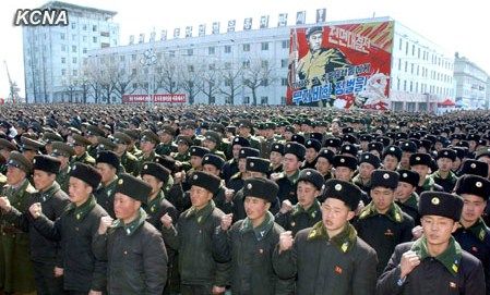 朝鮮黃海北道、咸鏡南道和南浦市11日舉行軍民大會,支持朝鮮人民軍最高司令部發言人聲明。 朝鮮黃海北道、咸鏡南道和南浦市11日舉行軍民大會,支持朝鮮人民軍最高司令部發言人聲明。