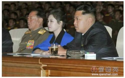 李雪主新發型簡潔可愛 疑為滿足金正恩的喜好 李雪主新發型簡潔可愛 疑為滿足金正恩的喜好