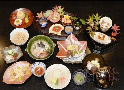 圖為東京銀座的和食餐廳推出的菜肴。 圖為東京銀座的和食餐廳推出的菜肴。
