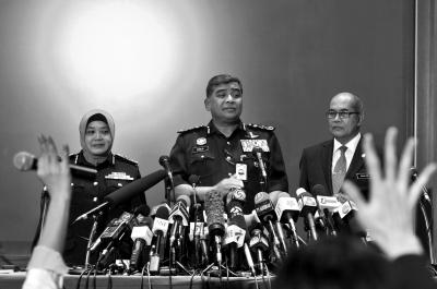馬來西亞總警察長答記者問。記者陶冉 攝 馬來西亞總警察長答記者問。記者陶冉 攝