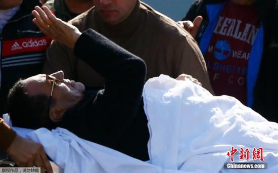 　埃及法院29日作出終審判決，裁決前總統(tǒng)穆巴拉克涉嫌謀殺示威者一案不成立，穆巴拉克將無(wú)罪釋放。圖為穆