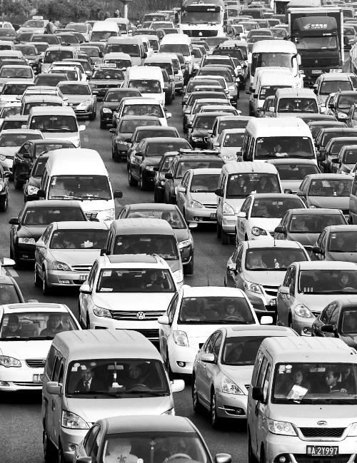 新規(guī)出臺(tái),讓車主有了用車保障。 新規(guī)出臺(tái),讓車主有了用車保障。