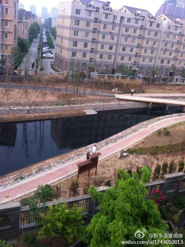 趙定排河成“黑河”,是角度問(wèn)題?網(wǎng)友/供圖 趙定排河成“黑河”,是角度問(wèn)題?網(wǎng)友/供圖