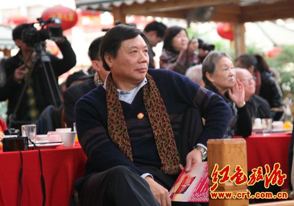 各地舉行毛澤東誕辰119周年紀念活動 各地舉行毛澤東誕辰119周年紀念活動