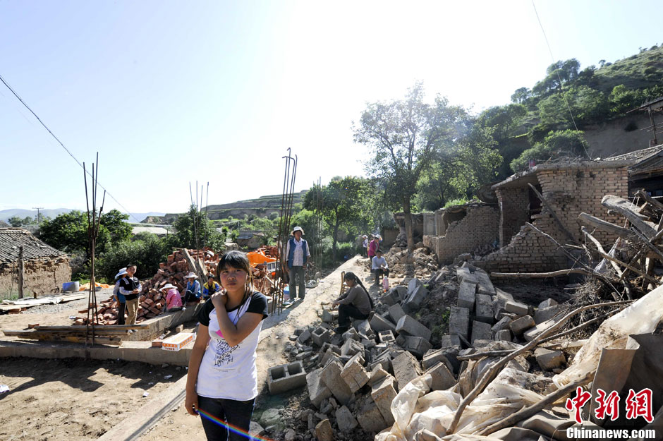 甘肅定西地震:岷縣永光村救援現(xiàn)場直擊 甘肅定西地震:岷縣永光村救援現(xiàn)場直擊