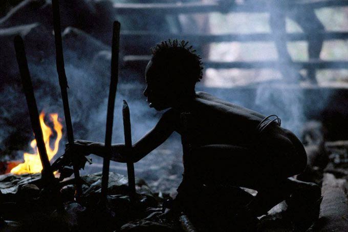 揭秘原始部落“樹屋人” 揭秘原始部落“樹屋人”