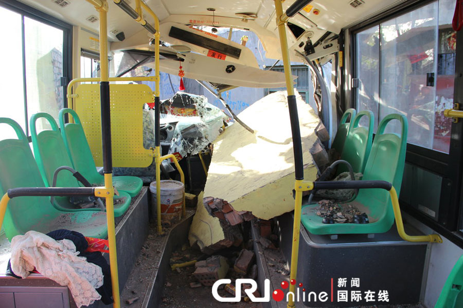 事故現(xiàn)場。 事故現(xiàn)場。