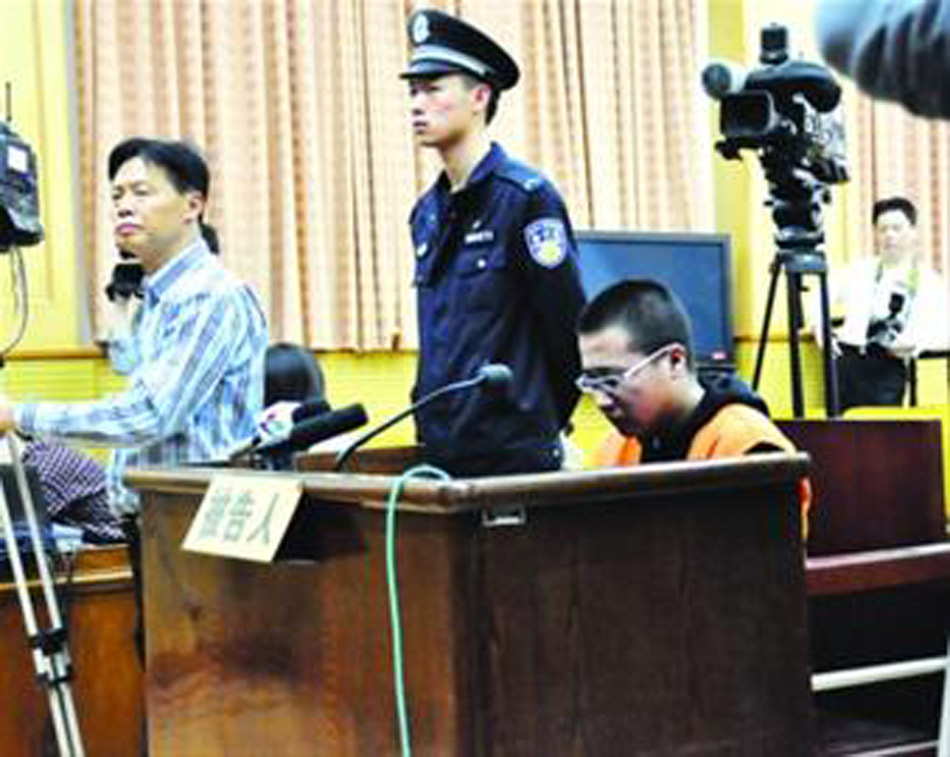 大學生撞死5名養護工案開庭 大學生撞死5名養護工案開庭