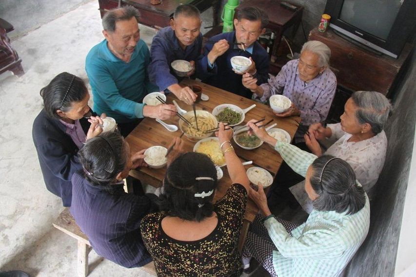 空巢老人自組大家庭養老 空巢老人自組大家庭養老