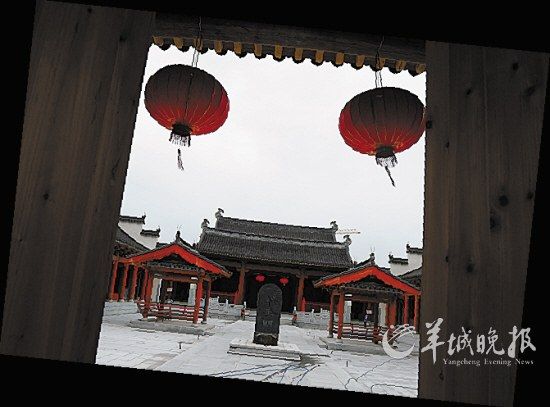 歙縣徽州府衙正堂,還原徽州古城舊貌的標志 李健 攝 歙縣徽州府衙正堂,還原徽州古城舊貌的標志 李健 攝