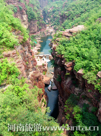 云臺山獲評“中國最美地質公園” 云臺山獲評“中國最美地質公園”