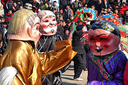 過大年 逛廟會——鶴壁浚縣社火古廟會戲耍攻略 過大年 逛廟會——鶴壁浚縣社火古廟會戲耍攻略