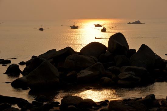 夕陽(yáng)漁歌 夕陽(yáng)漁歌