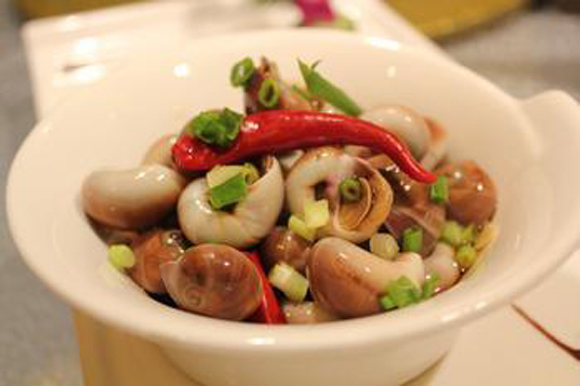 上磨村黑龍潭特色鱘魚宴 上磨村黑龍潭特色鱘魚宴