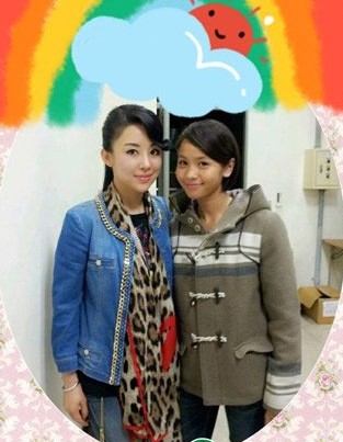 潘曉婷與電影搭檔合影 潘曉婷與電影搭檔合影