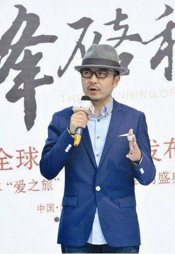 汪涵自曝年薪30萬。 汪涵自曝年薪30萬。