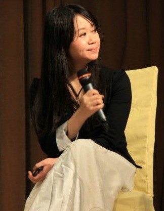 女歌手吳虹飛發微博稱炸建設委員會被拘留