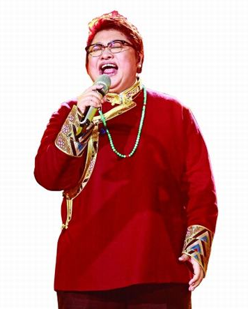 明星秀配飾暗較勁:劉曉慶吊墜6位數秒殺韓紅 明星秀配飾暗較勁:劉曉慶吊墜6位數秒殺韓紅