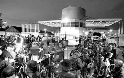 阿拉法特去世時所在的法國軍醫(yī)院。 阿拉法特去世時所在的法國軍醫(yī)院。