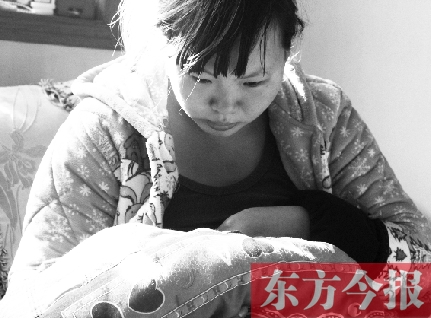 重新找回兒子蛋蛋,年輕的媽媽再也不忍離開 重新找回兒子蛋蛋,年輕的媽媽再也不忍離開