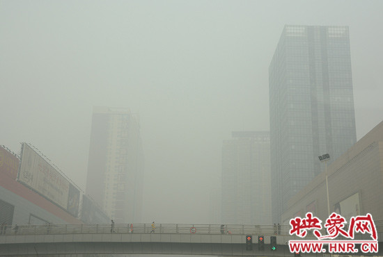 “霧霾”,應該是2013年人們最不能忘記的詞語 “霧霾”,應該是2013年人們最不能忘記的詞語